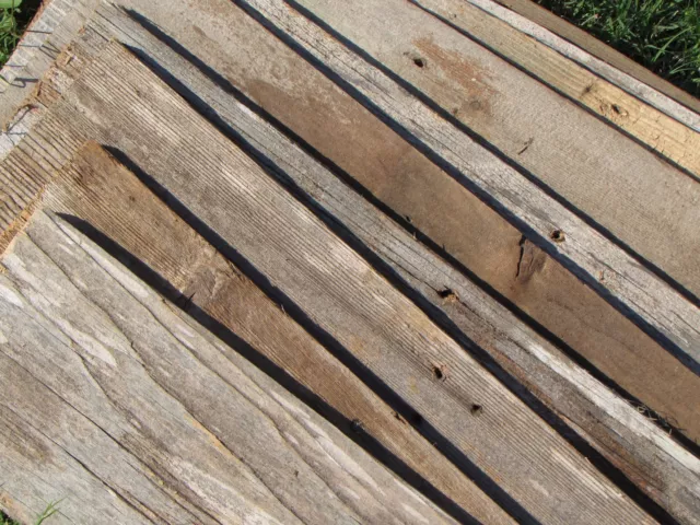 ON SALE! Reclaimed Old Fence Wood Boards- 10 Boards 20" Weathered Barn Planks