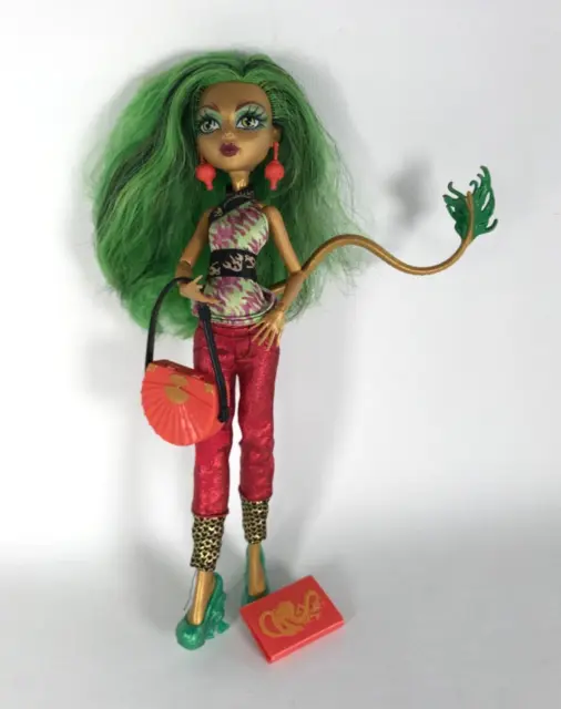 Monster High Jinafire Long Scaremester Doll with Bag and Folder