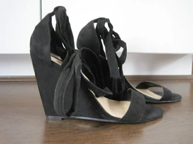 Women's FOREVER 21 black faux suede wedge sandals size UK 5         +