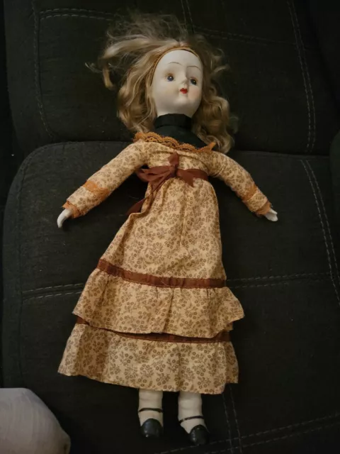 1970 S WALDA DOLL Vintage Blonde Bisque Porcelain Painted Face