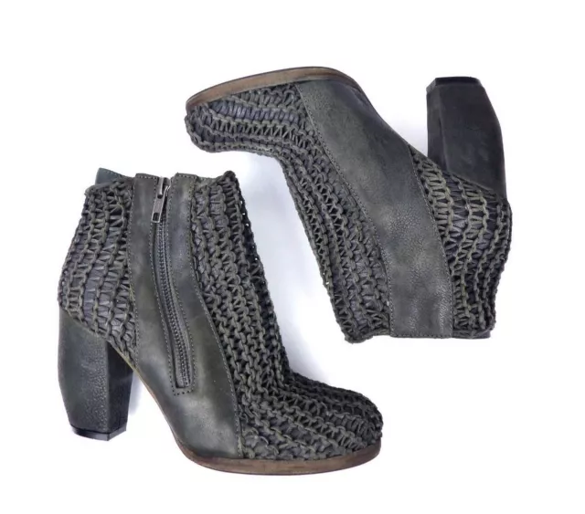 LD Tuttle The Sound Cable Knit Chunky Heel Ankle Boot Gray Italy 36, 5.5 US $698 LD Tuttle The Sound Cable Knit Chunky Heel Ankle Boot Gray Italy 36, 5.5 US $698