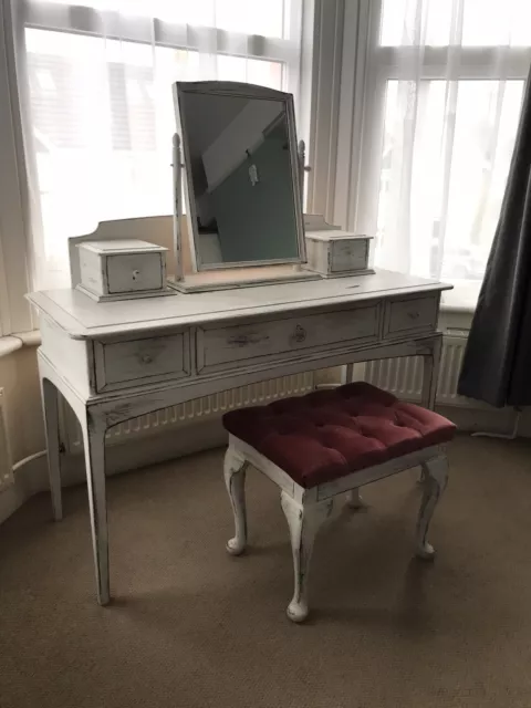 stag dressing table and stool