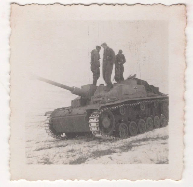 FOTO/PHOTO TECHNIK PANZER Stug III Ausf. G mit Besatzung; Winter ...