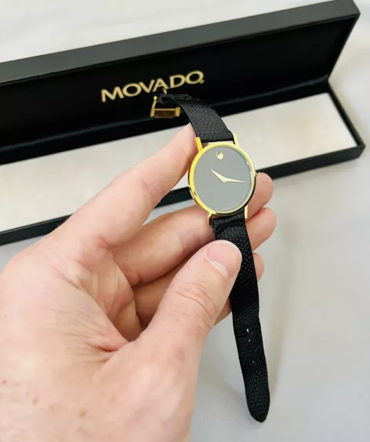 Orologio da uomo vintage Museo Movado fatto in Svizzera oro + quarzo zaffiro nero 8745882 5