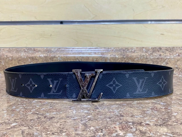 Louis Vuitton LV Initials 40MM Reversible Monogram Eclipse Belt Buckle  40" M9043