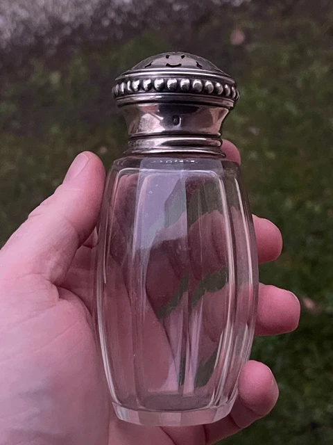 Grande pince à sucre de style Louis XV en argent massif Minerve XIXe - Vendu