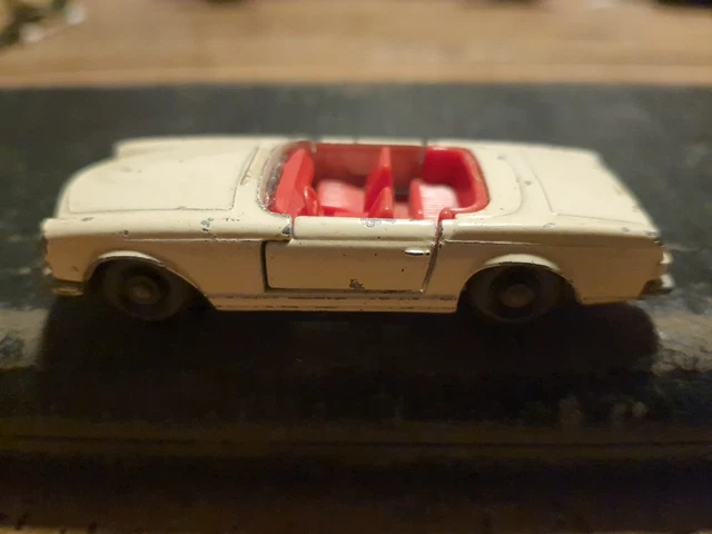 Matchbox Lesney avec boîte N°27 - MERCEDES-BENZ 230SL