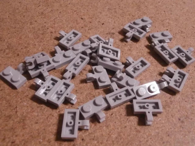LEGO VRAC MELANGE BASIC AVEC FIGURINES ET ROUES - 1,084kg (LOT E)