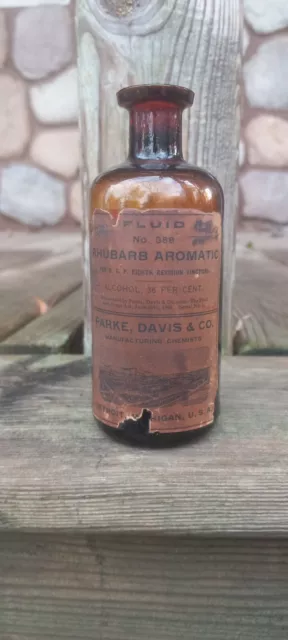 Parke, Davis & Co. Rhubarb Aromatic Antique Bottle Detroit, MI