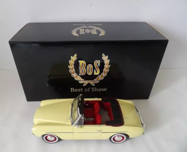 BOS BEST OF SHOW Nr. BOS057 VOLVO P1900 SPORT CREAM MINT BOXED 1:18.