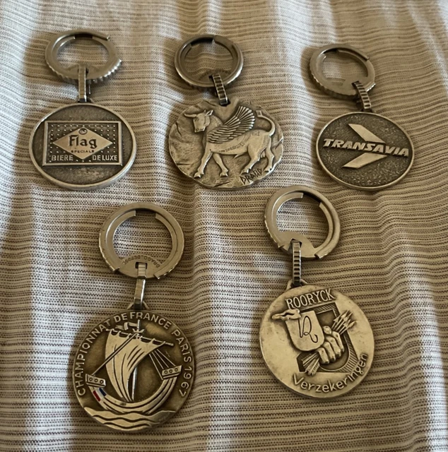 Épingle à Revers Ronde émaillée Vintage St Wolfgang Autriche - Collection