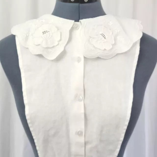 Vintage Creamy White Embroidered Collar Button Down Dickey w Elastic