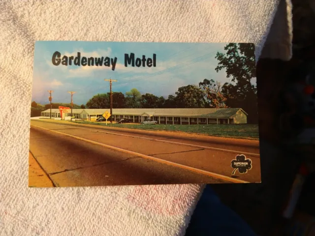 1950s Gardenway Motel, Villa Ridge, Missouri Roadside Chrome Postcard
