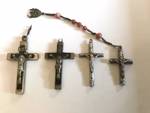 Lot De 4 PENDENTIF Ancien Crucifix Catholique Christ en Croix Métal Argent