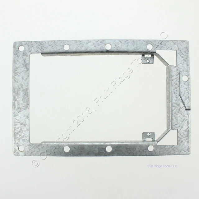 Caja de dispositivo de extensión de metal Pass & Seymour plateado de 2 pandillas a 3 pandillas BRK-23