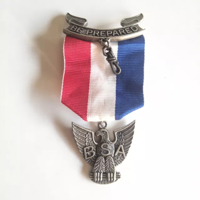 BSA Boy Scouts of America  Eagle Scout Medal pin