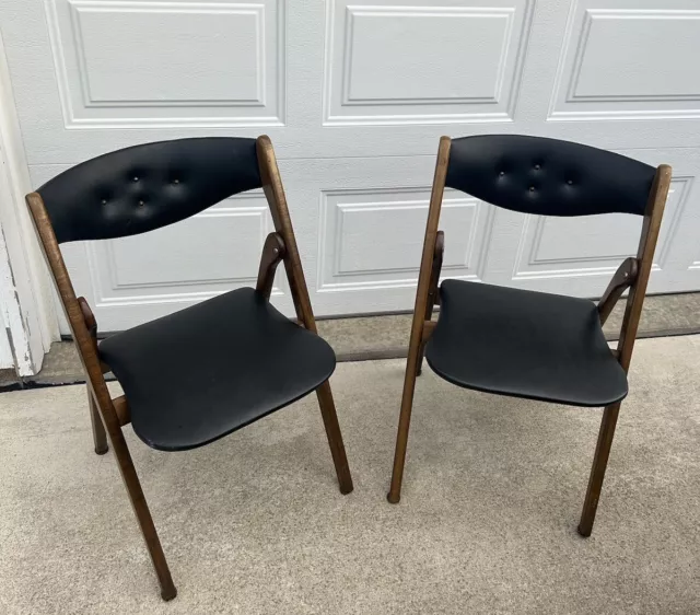 Pair of Vintage Mid Century Modern Coronet Wonderfold Black Folding Chairs