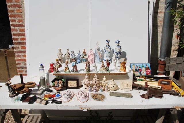 L49 - 1 lot de figurines en céramique grès porcelaine ...