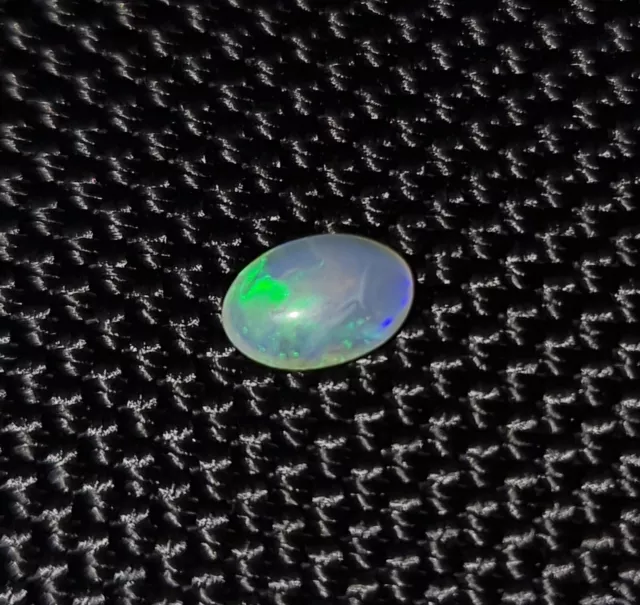 Australian Lightning Ridge Opal Crystal Broad Oval Cabochon 7x5x2mm 0.40ct 2