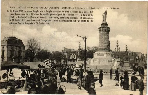 CPA AK DIJON - Place du 30 octobre un jour de foire (175917)