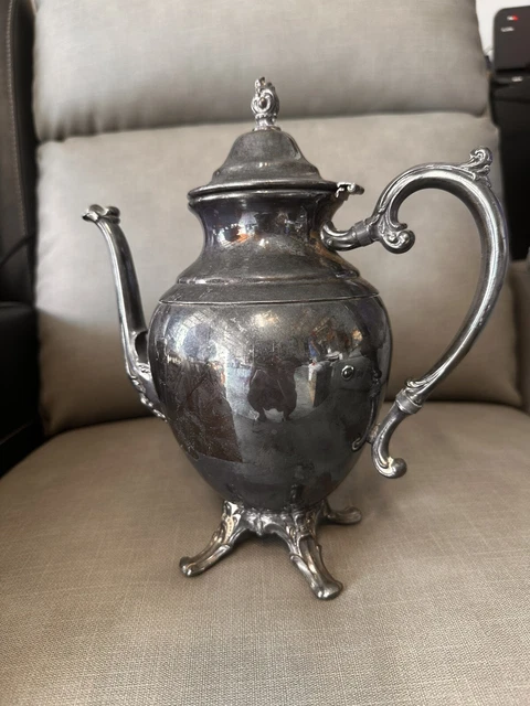 Vintage WM Rogers Silver-Plated Hinged Lid Coffee/Tea Pot  11”H X 9”W