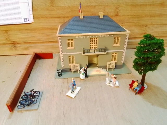 Maquette Jouef HO - Scène De Gare Avec Quais Et Personnages - Réf 846