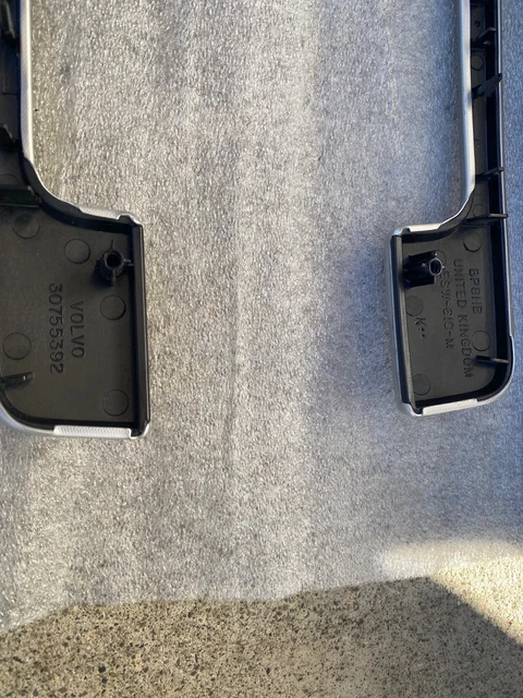 For Volvo XC40 Center Console Armrest Cover 2019-2024 2025