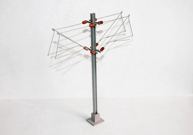 Pylône Haut-parleur D'alerte Sonore - Gare De Triage - Époque 3 (1946-1970)