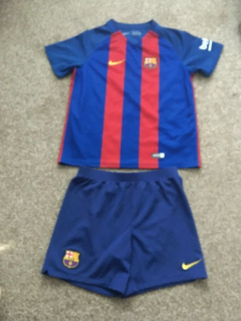 Borsa da Palestra F.C. Barcelona Nero 40 x 24 x 23 cm - Augustea Shop Borsa da Palestra F.C. Barcelona Nero 40 x 24 x 23 cm - Augustea Shop