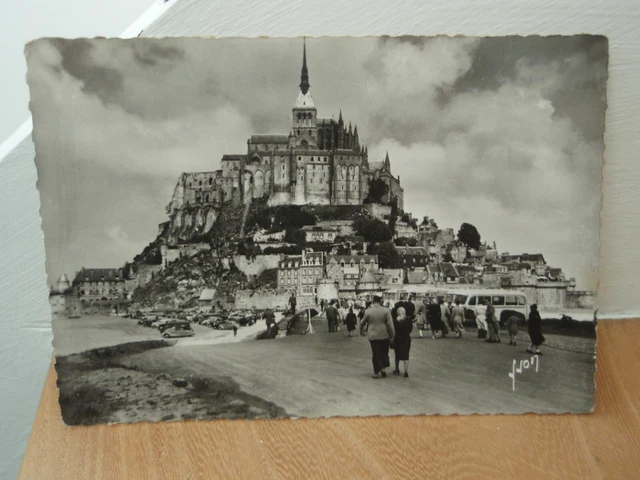 cpa Le Mont-saint-Michel La Digue