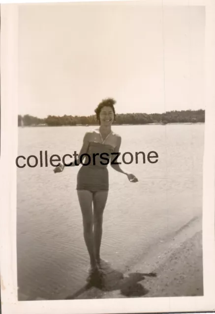 1930's Bathing Beauty Woman In Bathing Costume On Beach Orig Photo 3.5x2.25In