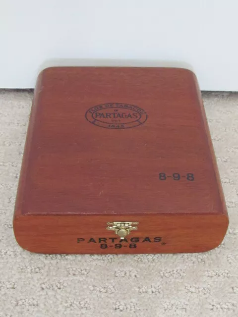Vintage Wooden Cigar Box Partagas Flor De Tabacos Dominican Republic