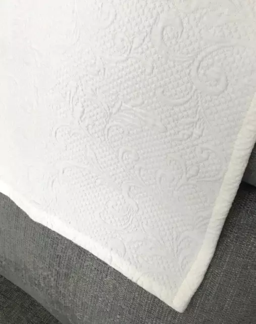 PURE LUXUS Antimacassar Armstuhl Rückensofa Drapierung Bezug wunderschön gesteppt Elfenbein 2