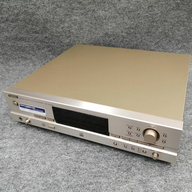 YAMAHA CDRHD1500 CDR/RW Hard Drive Digital Audio Recorder (Silver