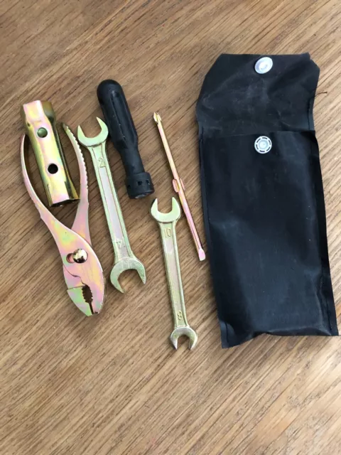 trousse d'outils de secours moto cyclo dépannage neuve PORT OFFERT