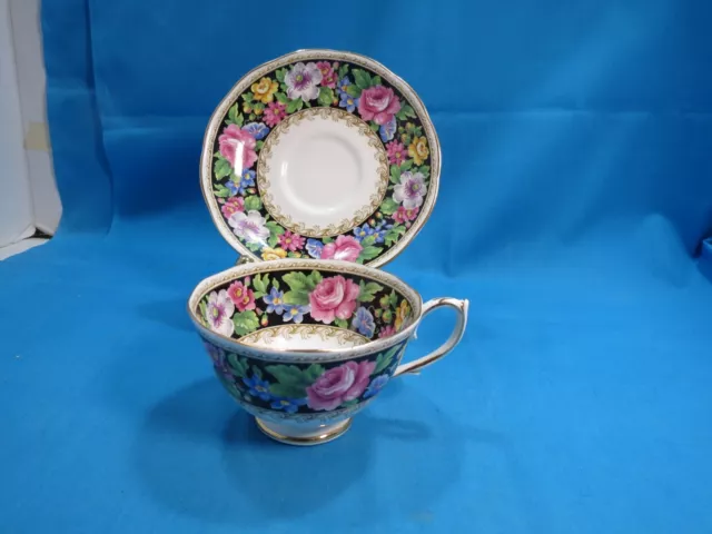 Vintage Roslyn China "Black Velvet" Tea Cup & Saucer Floral Made In England 8555