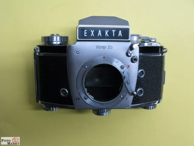 Exakta Varex IIb Gehäuse mit Prismensucher Prisma - Vintage Kamera für Sammler