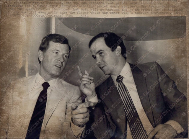 1980 Patrick Baudry Jean Loup Chretien France test Pilot astronauts URSS Photo