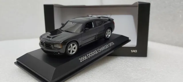 Dodge Charger SRT8 negro brillante 1:43 cristal Peral Norev ¡EXTREMADAMENTE RARO!¡!