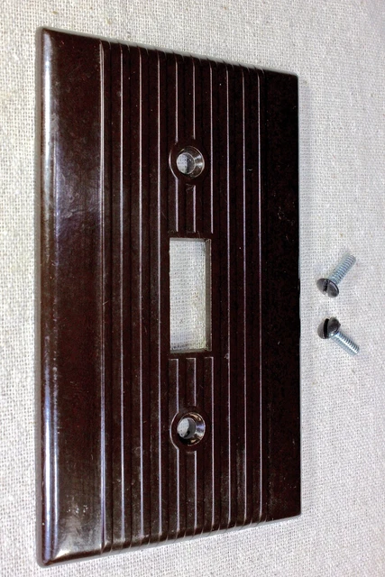 Old Single Switch Plate Brown Bakelite Lines Vintage 1900’s With Screws Leviton