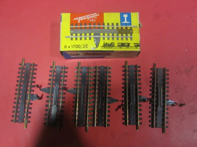 JEP ECHELLE HO rail de decrochage avec ses rails en tole EUR 1,00