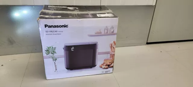 Panasonic SD-YR2540HXC Breadmaker With Nut Dispenser  Ref 2UD !