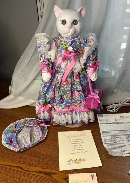 Betty Jane Carter Cat Doll "KATARINA" 236/1000, 1992 Vintage Musical COA& stand