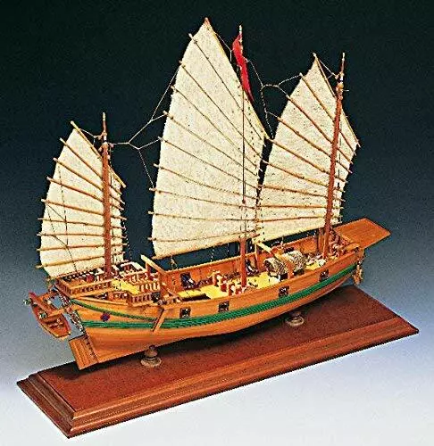 Maqueta de barco para montar Amati 1421. Barco Junco Chino escala 1/100