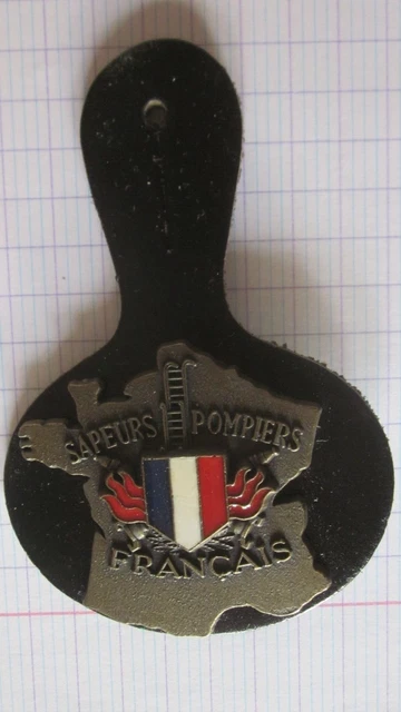 Insigne Sapeurs-pompiers Bourg-en-Bresse (01) – Ancien Modèle, Collection