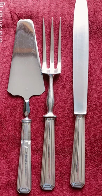 Couteau Et Fourchette à Découper Anciens - Manche Argent Minerve - France 1850-1899