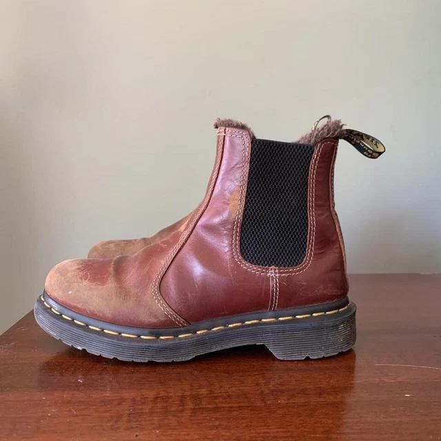 Fur Lined Cherry Red Chelsea Boot Doc Martens Size 6 Fur Lined Cherry Red Chelsea Boot Doc Martens Size 6