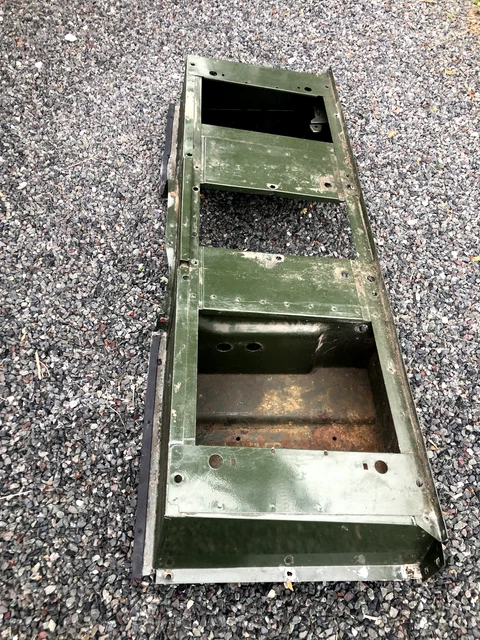 Frontblende Für Land Rover Land Rover Defender TD5 Stereo Blende FHF000070PMA Radio Defender 90 Td5