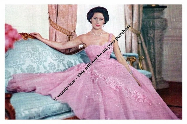 princess margaret pink dress MM765 - YOUNG Princess Margaret in pink gown - print 6x4 £2.20