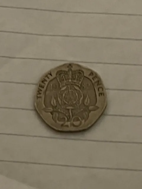1982 20p - Twenty Pence Coin Rare  Collectable  Elizabeth II - Circulated